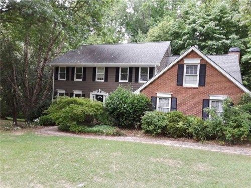 2556 Midvale Ln, Tucker, GA 30084