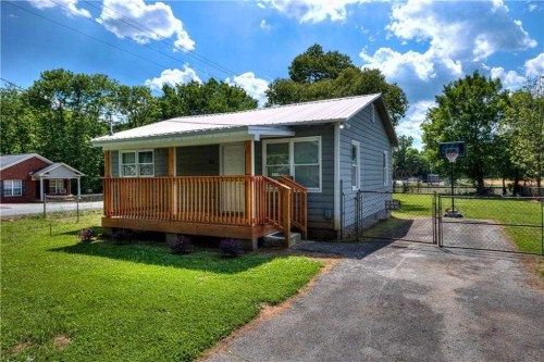 101 Hill St, Adairsville, GA 30103