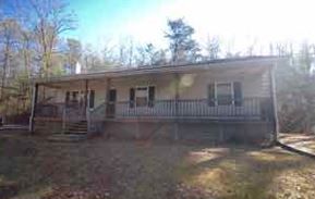 338 Hunters Dr, New Castle, VA 24127