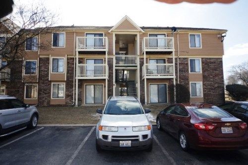 1883 Somerset Dr Unit 2c, Glendale Heights, IL 60139