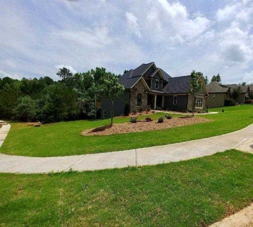 372 Woods Creek Rd, Jefferson, GA 30549