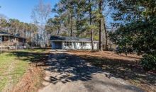 2644 Farn Dr Ellenwood, GA 30294