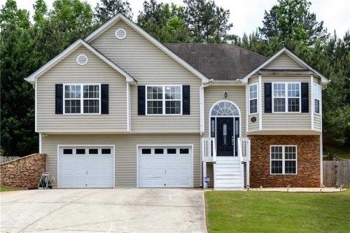 105 Hearthstone Walk, Woodstock, GA 30189