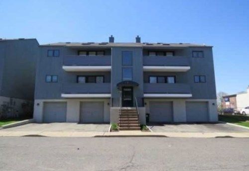 5 Domessina Ln Unit E2, Caldwell, NJ 07006