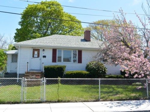 48 Kennard St, Malden, MA 02148