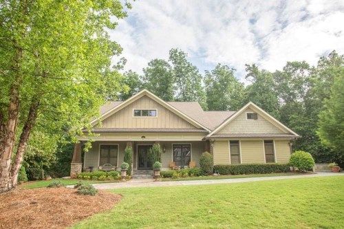 4724 Chateau Forest Way, Hoschton, GA 30548