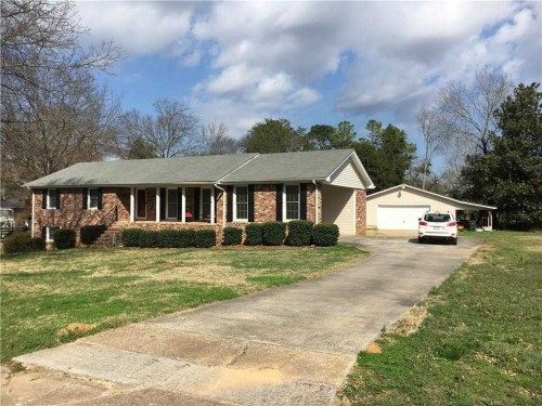 204 Lewis Ln, Rockmart, GA 30153