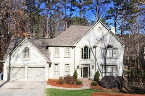 620 Highlands Ct, Roswell, GA 30075