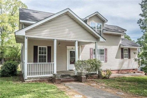 11 S 2Nd St SE, Lindale, GA 30147