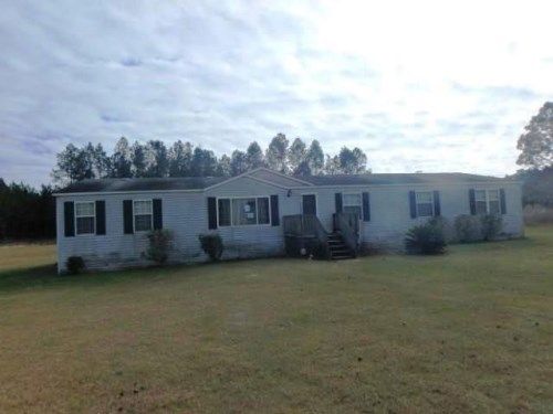 3817 Bennett Rd, Screven, GA 31560