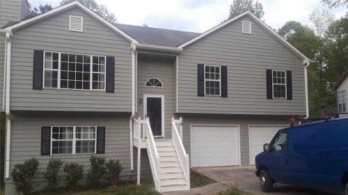 7370 Hunters Ridge Dr, Douglasville, GA 30134