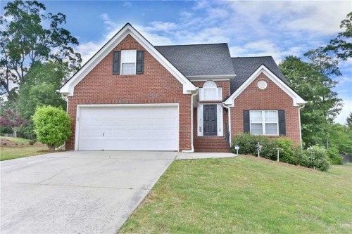 1379 Fountain View Dr, Lawrenceville, GA 30043