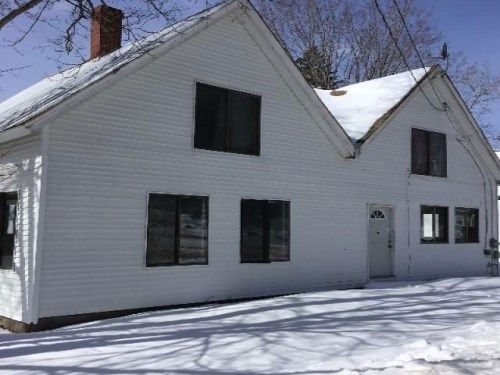 21 Sebago Rd, Hiram, ME 04041