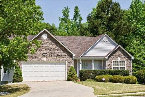 4333 Parks Ridge Dr, Snellville, GA 30039