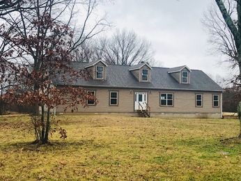 1136 Breeden Road, New Johnsonville, TN 37134