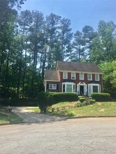 1156 Kings Arm Ct, Lawrenceville, GA 30043