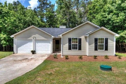 376 Carrie Dr, Dallas, GA 30157