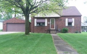 832 E College St, Alliance, OH 44601