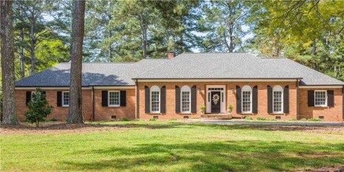 945 Poplar St, Monroe, GA 30655