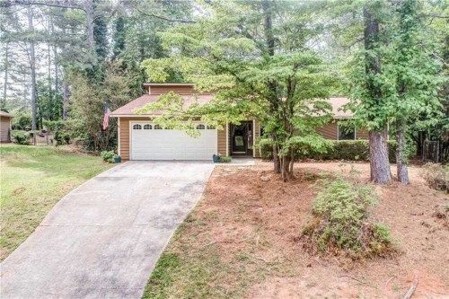 1493 Barnacle St, Marietta, GA 30066