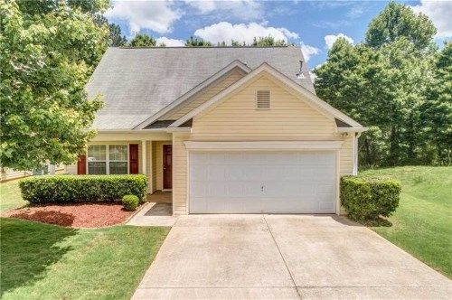 810 Yonah Dr, Canton, GA 30114