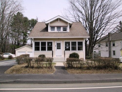 18 Leicester St, North Oxford, MA 01537