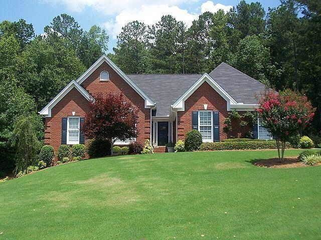 860 Ivy Ridge Dr, Loganville, GA 30052