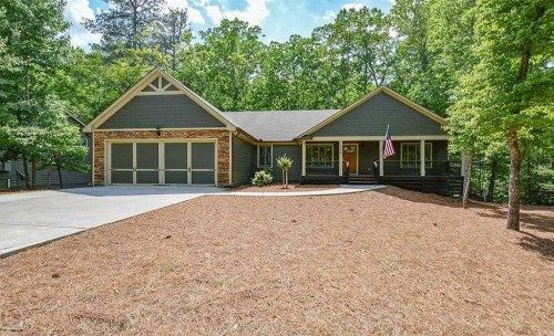 102 Puma Ct, Waleska, GA 30183