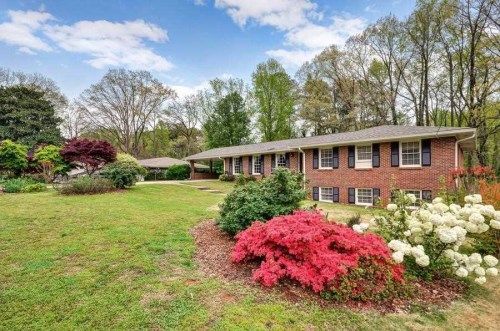 2929 Country Squire Ln, Decatur, GA 30033