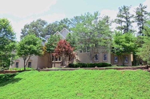 325 Brookshire Lake Ln, Alpharetta, GA 30022