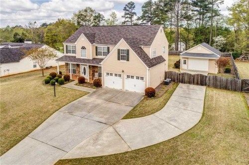 1154 Emperor Ln, Hoschton, GA 30548