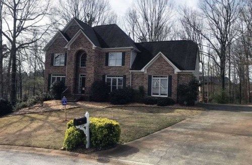 284 Hidden Wood Ct, Lawrenceville, GA 30043