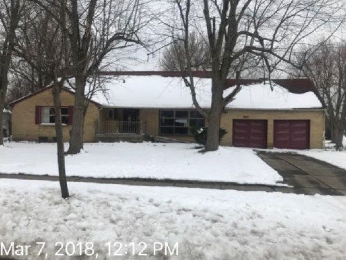 390 Getzville Rd, Buffalo, NY 14226