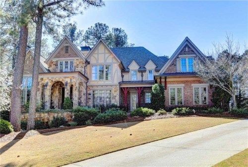 807 Blackfoot Trl, Suwanee, GA 30024