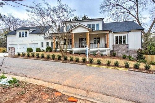 36 Long Circle, Roswell, GA 30075