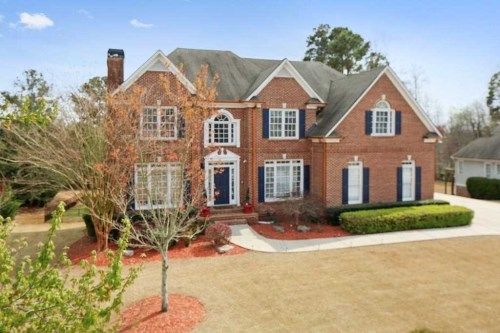 6735 Great Water Dr, Flowery Branch, GA 30542