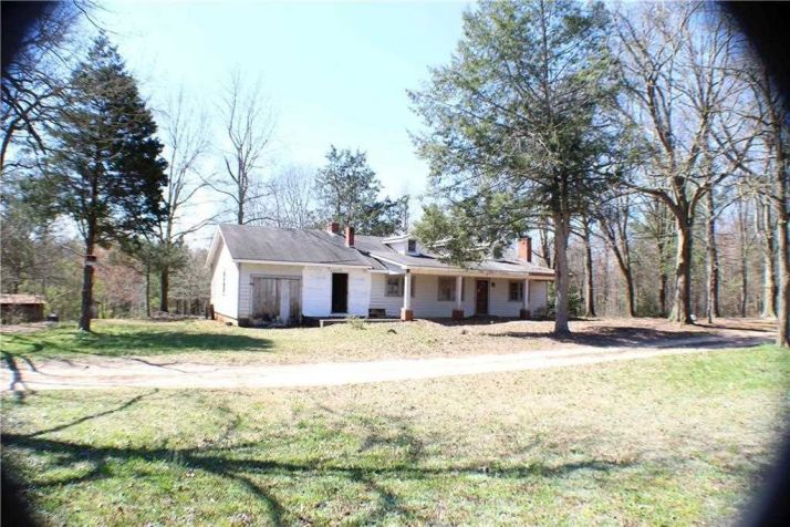 60 Eldon Dr, Toccoa, GA 30577