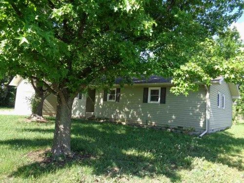 101 Elm St, Altamont, KS 67330