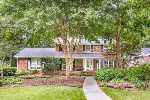 2276 Fairoaks Rd, Decatur, GA 30033