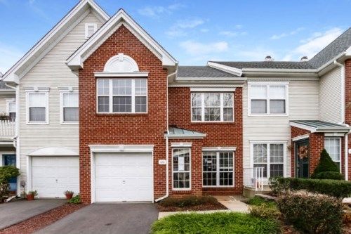 610 Pebble Creek Ct, Pennington, NJ 08534