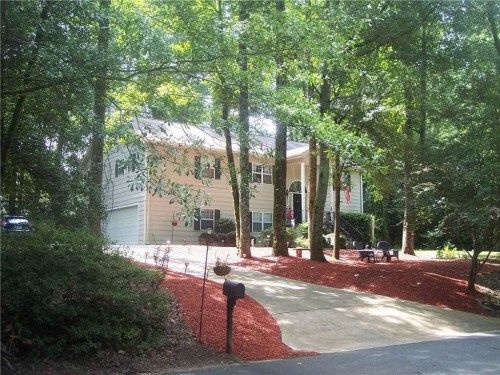 325 Springwood Dr, Clarkesville, GA 30523