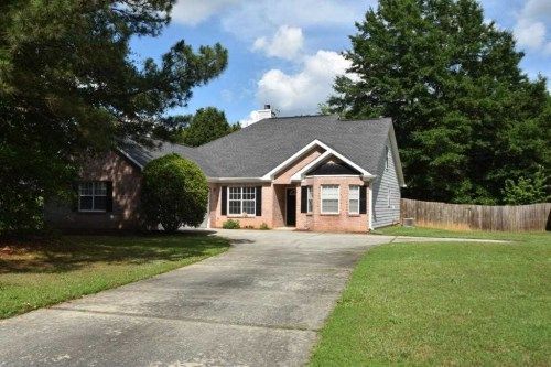 2441 Emerald Dr, Loganville, GA 30052