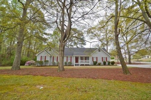 2081 Grayfield Dr, Grayson, GA 30017