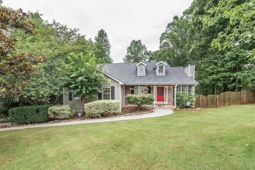 115 Oak Crest Ln, Dallas, GA 30132