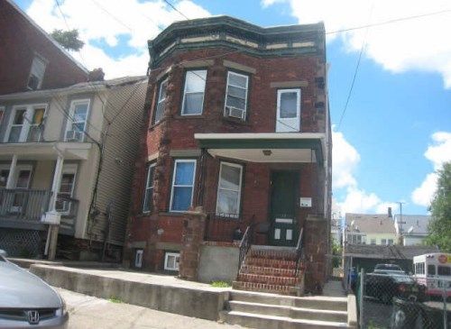 13 Robert St, Paterson, NJ 07503