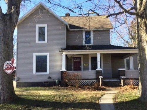 53 Walnut St, Shelby, OH 44875