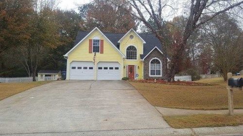 4516 Rushing Wind Ct, Powder Springs, GA 30127