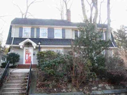 64 Kendal Ave, Maplewood, NJ 07040