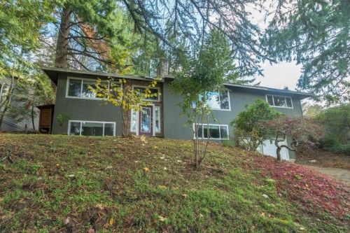 1660 Woodland Ter, Lake Oswego, OR 97034