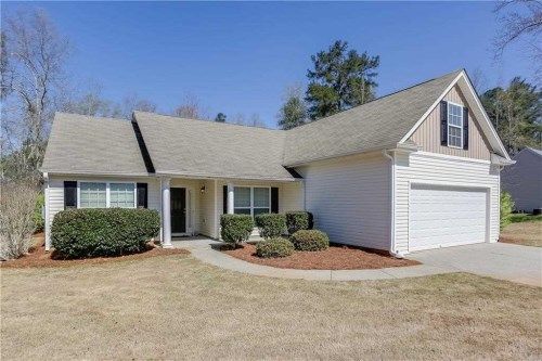 823 Kenwood Ln, Winder, GA 30680